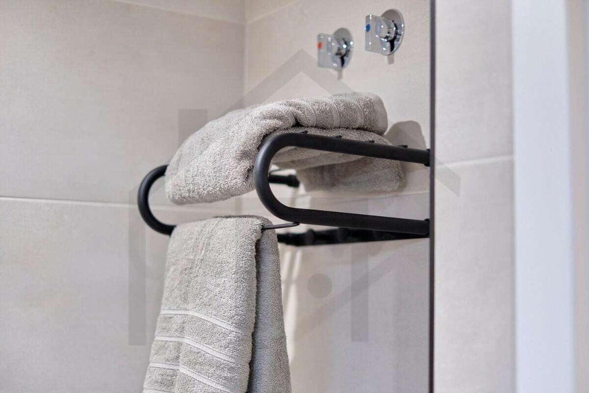Cervantes - Apartamento A Estrenar Con Parking ヒホン エクステリア 写真